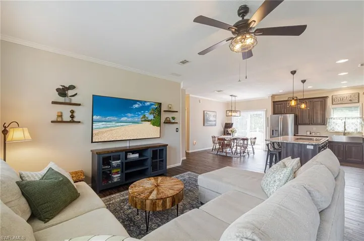 3005 Mignon Cir, Labelle, Florida 33935