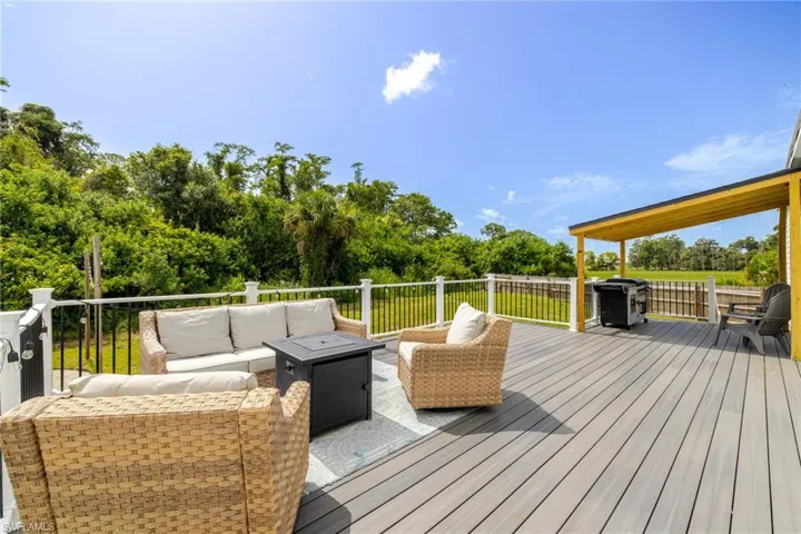 3005 Mignon Cir, Labelle, Florida 33935
