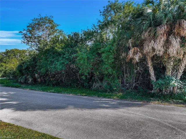 2031 Sheffield Ave, Marco Island, Florida 34145