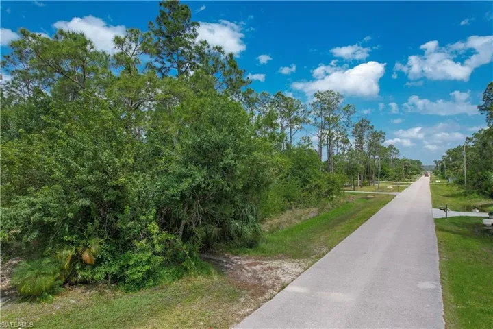47th Ave Ne, Naples Fl 34120