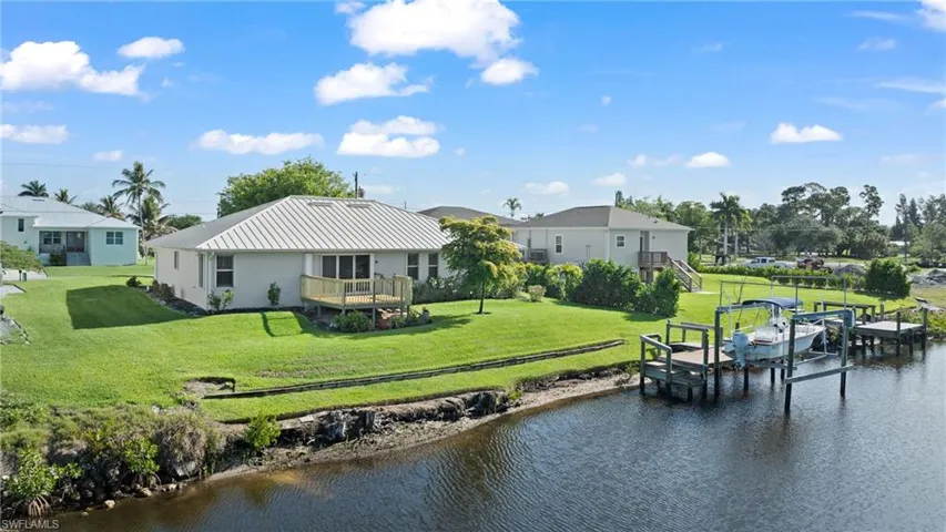 4955 Mederia Ln, Estero, Florida 33928