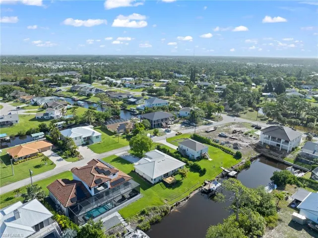 4955 Mederia Ln, Estero, Florida 33928