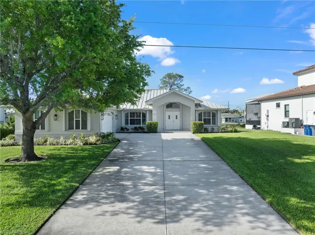 4955 Mederia Ln, Estero, Florida 33928