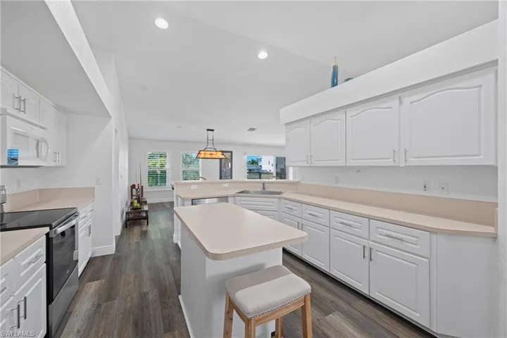 4955 Mederia Ln, Estero, Florida 33928