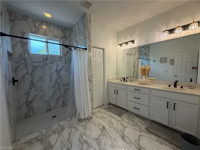 10842  Alvara  WAY, Bonita Springs, FL 34135