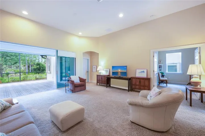 8150 Valiant Dr, Naples Fl 34104