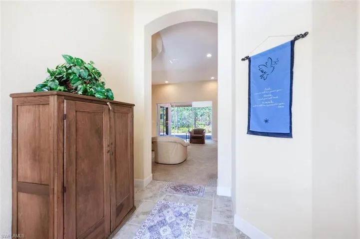 8150 Valiant Dr, Naples Fl 34104