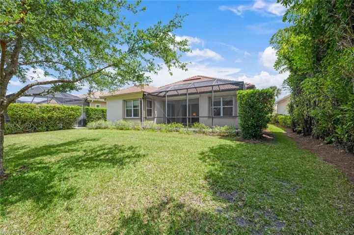 8150 Valiant Dr, Naples Fl 34104