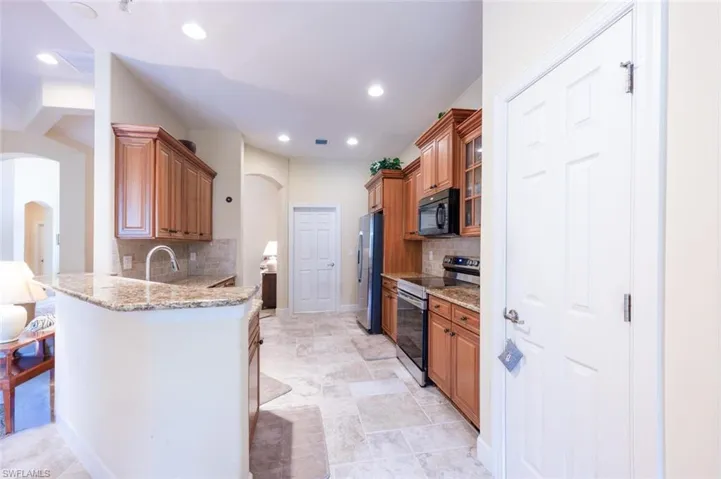 8150 Valiant Dr, Naples Fl 34104