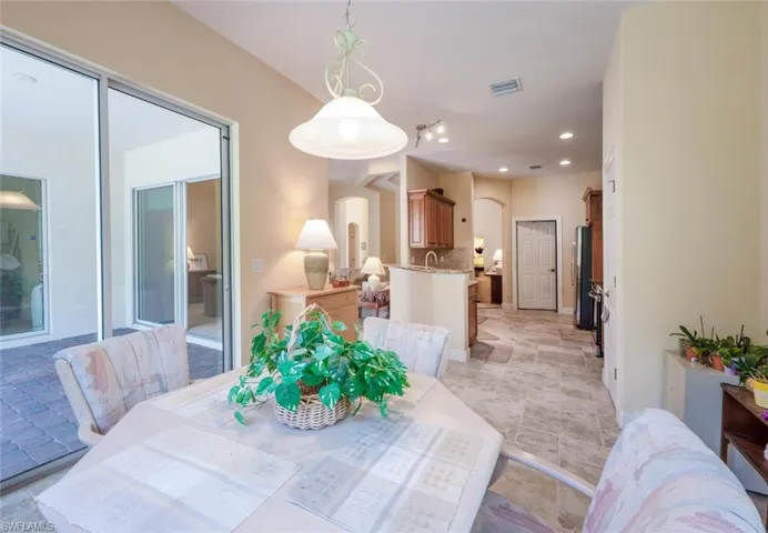8150 Valiant Dr, Naples Fl 34104