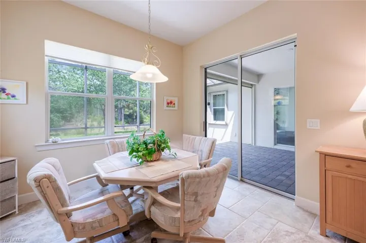 8150 Valiant Dr, Naples Fl 34104