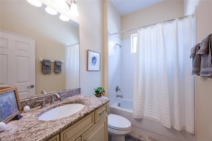 8150 Valiant Dr, Naples Fl 34104