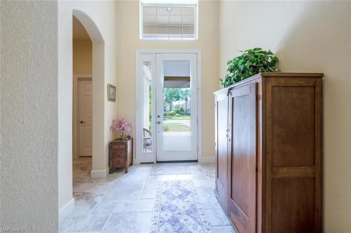 8150 Valiant Dr, Naples Fl 34104