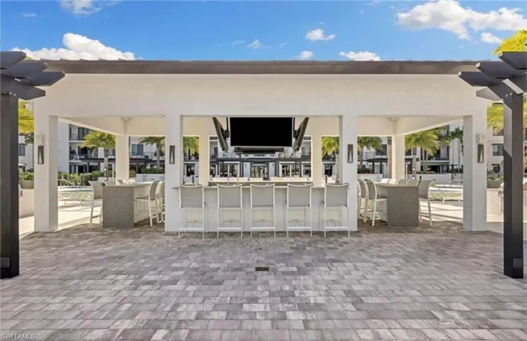 1111  Central  AVE, Naples, FL 34102