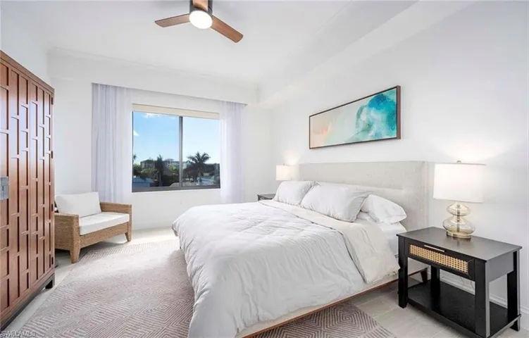 1111  Central  AVE, Naples, FL 34102