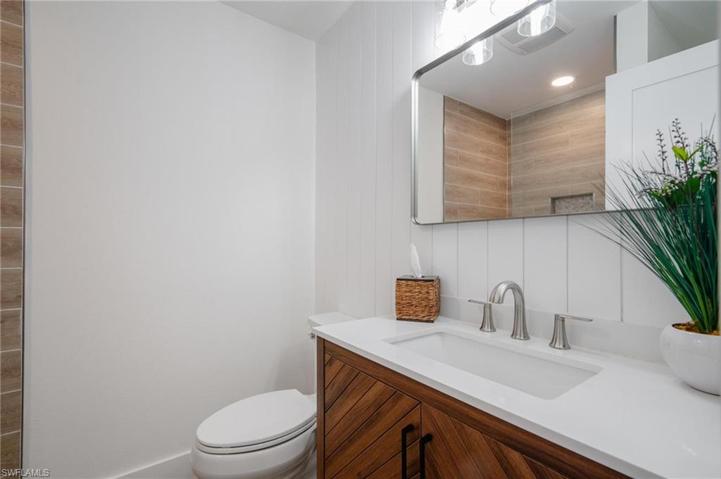 6382 Royal Woods DR, FORT MYERS FL 33908