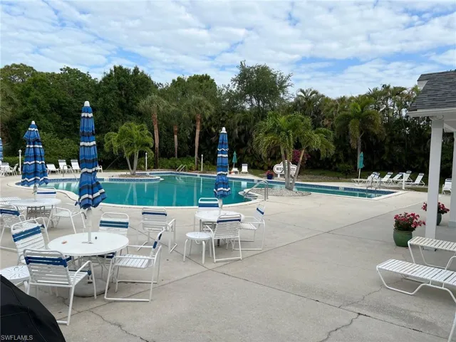 1120 Sarah Jean Cir 204, Naples, Florida 34110
