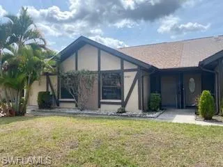 9307  Cobbler  LN, Fort Myers, FL 33919