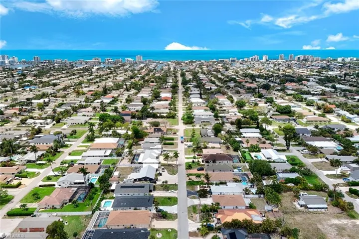 765 101st Ave N, Naples, Florida 34108