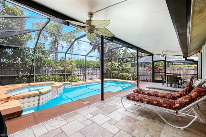 765 101st Ave N, Naples, Florida 34108
