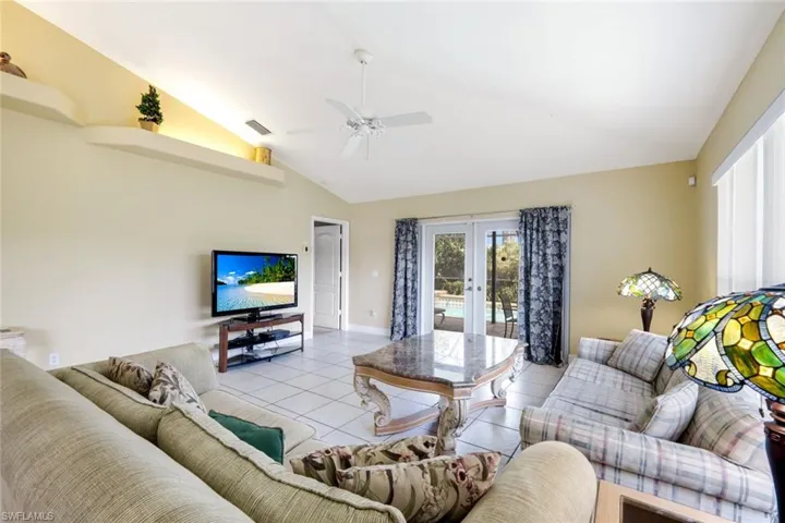 765 101st Ave N, Naples, Florida 34108