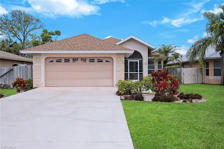 765 101st Ave N, Naples, Florida 34108