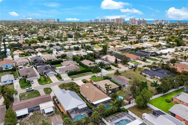 765 101st Ave N, Naples, Florida 34108