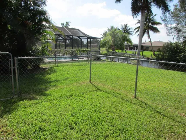 1510 Se 11th Pl, Cape Coral, Florida 33990