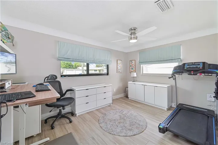 4322 Harbour Ln, North Fort Myers, Florida 33903