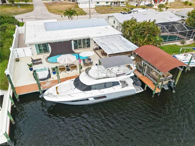 4322 Harbour Ln, North Fort Myers, Florida 33903
