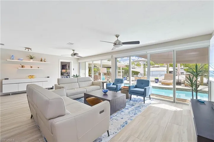 4322 Harbour Ln, North Fort Myers, Florida 33903