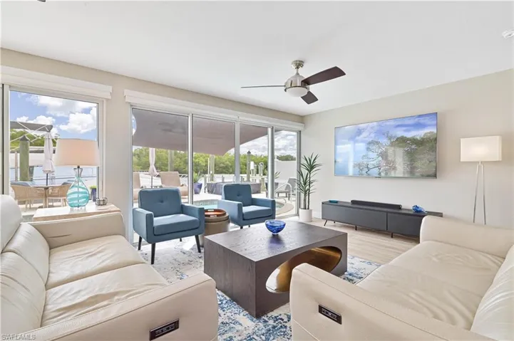 4322 Harbour Ln, North Fort Myers, Florida 33903