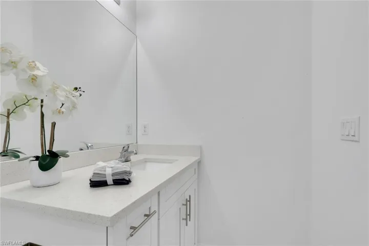4352 24th Ave Ne, Naples, Florida 34120