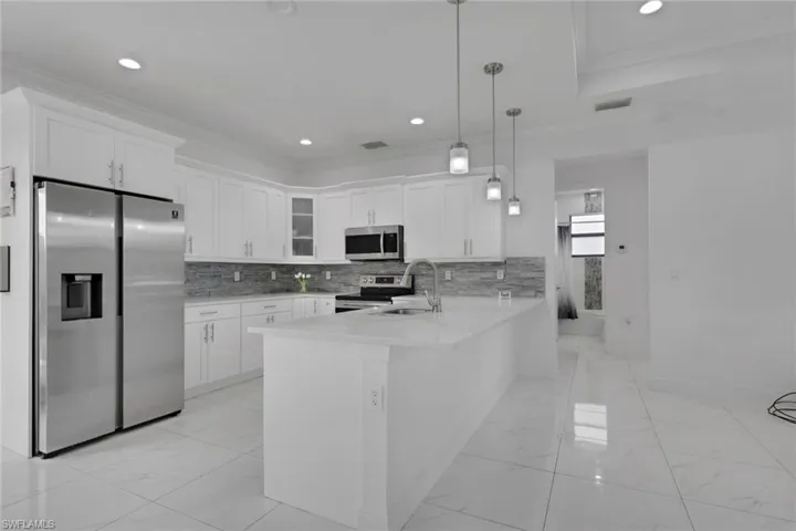 4352 24th Ave Ne, Naples, Florida 34120