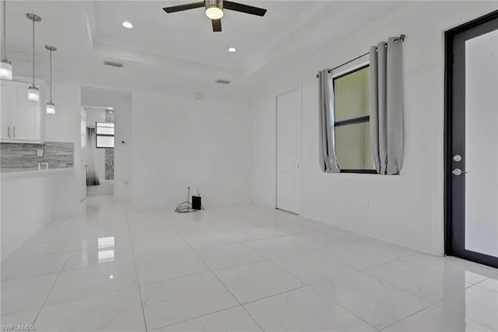 4352 24th Ave Ne, Naples, Florida 34120