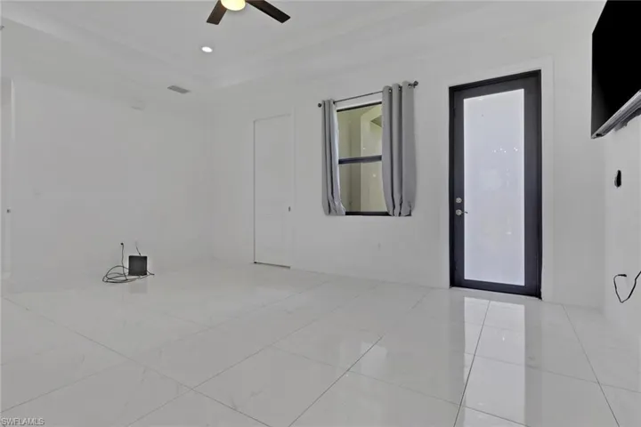 4352 24th Ave Ne, Naples, Florida 34120
