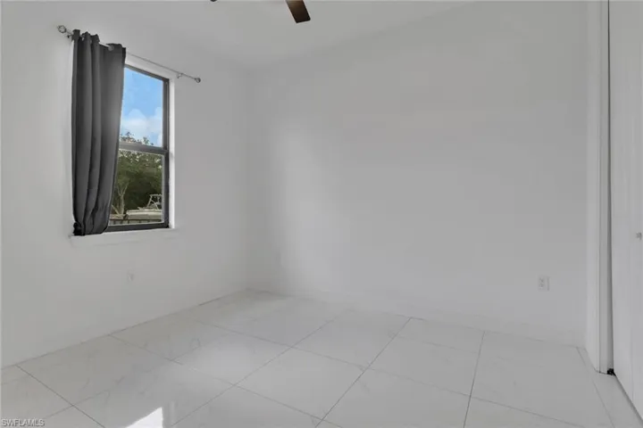 4352 24th Ave Ne, Naples, Florida 34120
