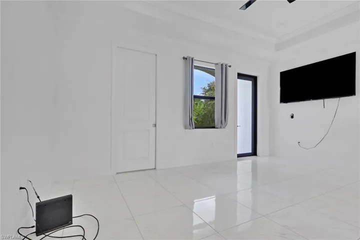 4352 24th Ave Ne, Naples, Florida 34120