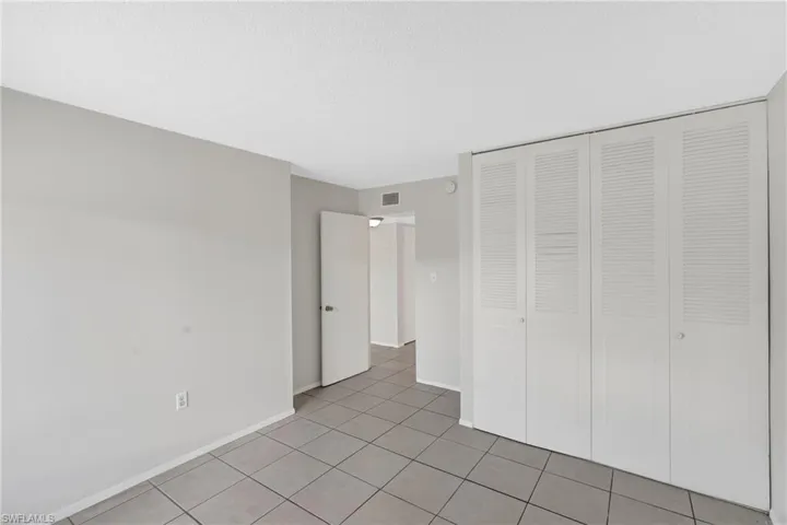 1830 Maravilla Ave 401, Fort Myers, Florida 33901