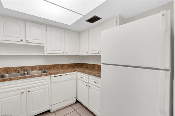 1830 Maravilla Ave 401, Fort Myers, Florida 33901