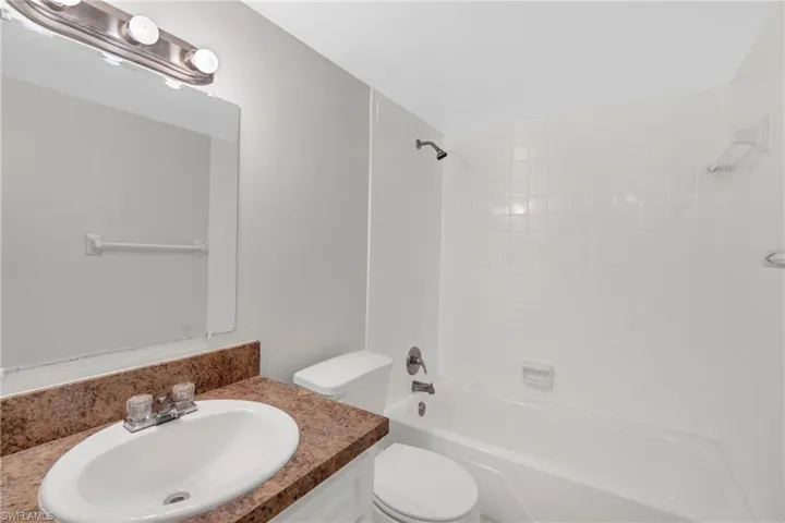 1830 Maravilla Ave 401, Fort Myers, Florida 33901
