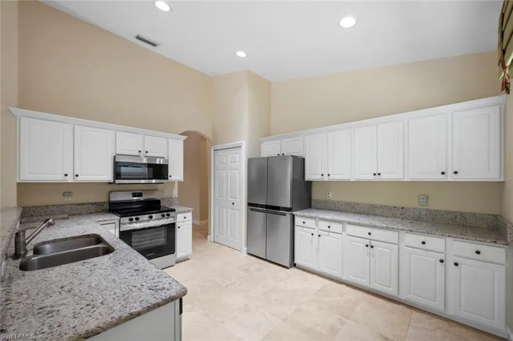 6583  Plantation Preserve N CIR, Fort Myers, FL 33966