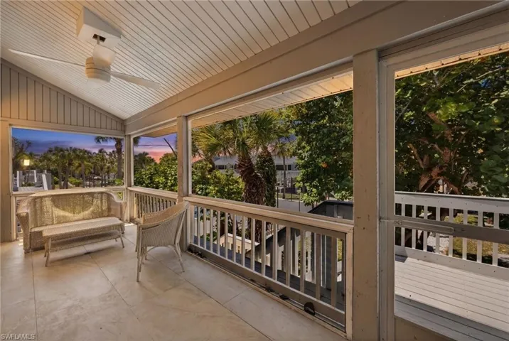 745 Cardium St, Sanibel, Florida 33957