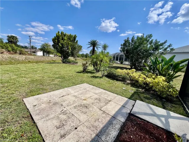 Oversized yard.
