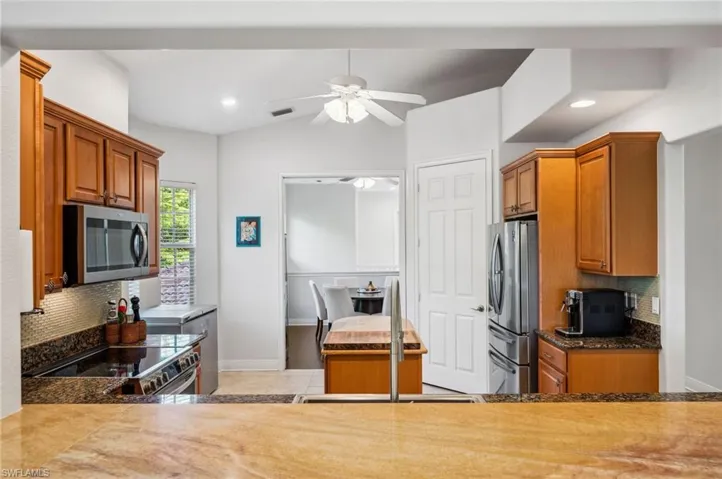 7859  Hawthorne  TER, Naples, FL 34113