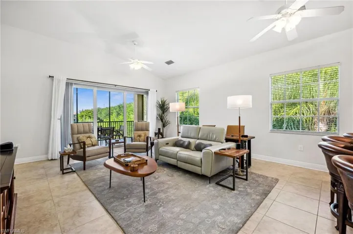7859  Hawthorne  TER, Naples, FL 34113
