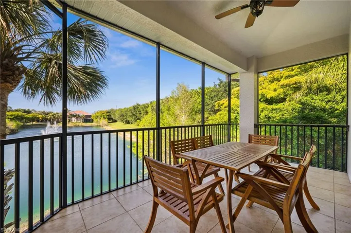 7859  Hawthorne  TER, Naples, FL 34113