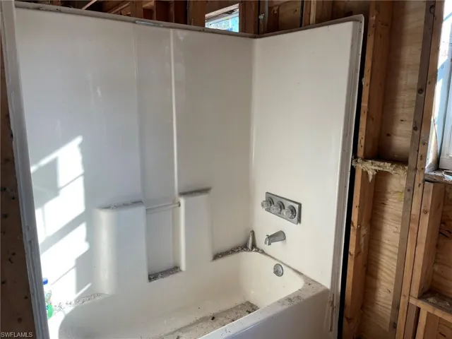 Full Bath with Tub Shower Combination Current