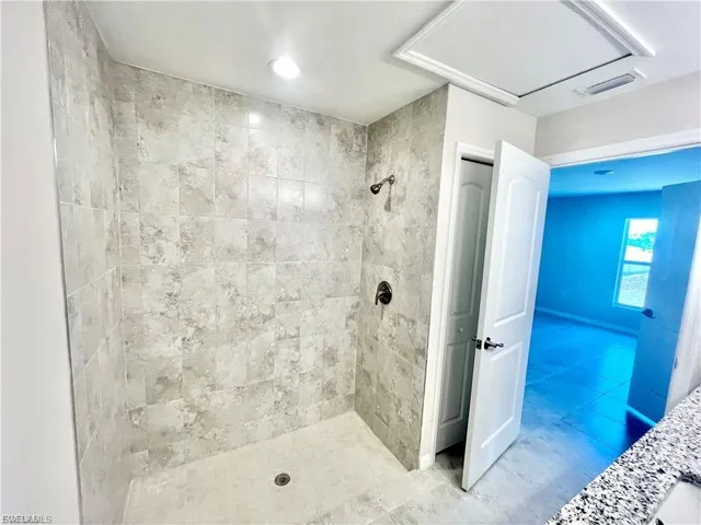 2538 Nw 24th Pl, Cape Coral, Florida 33993