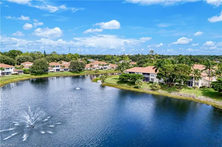 325 Dover Pl 103, Naples, Florida 34104